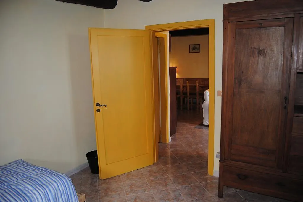 Farm stay Podere Omomorto Apartment Pratovecchio Italy